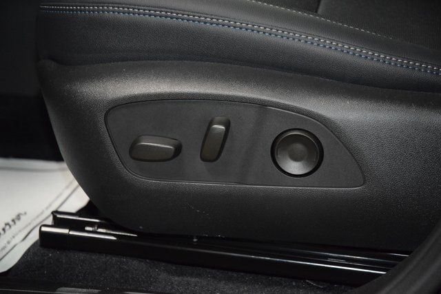 2026 Chevrolet Equinox EV 4dr LT2 w/PDE - 22936001 - 37