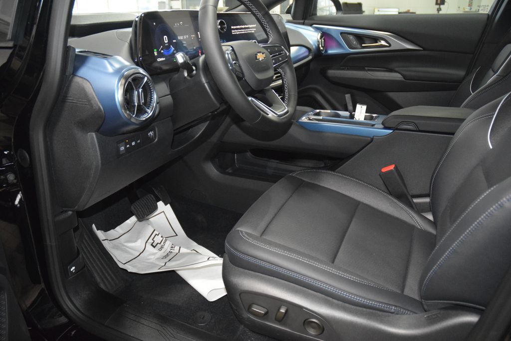 2026 Chevrolet Equinox EV 4dr LT2 w/PDE - 23008311 - 27