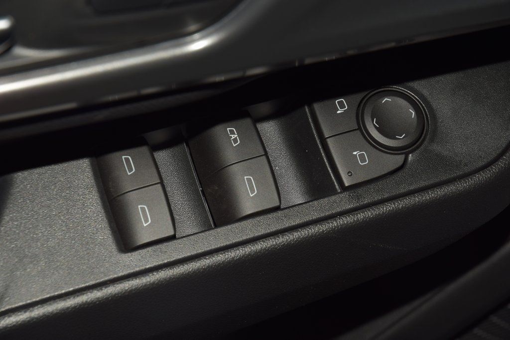 2026 Chevrolet Equinox EV 4dr RS - 22988351 - 46