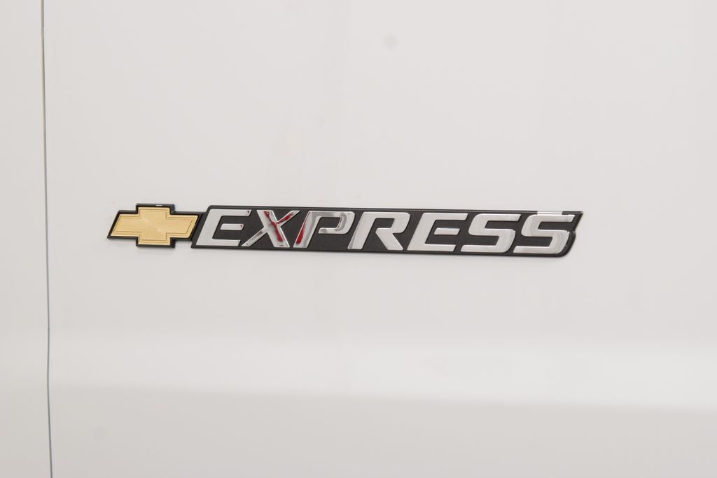 2026 Chevrolet Express Cargo Van RWD 2500 135" - 23008270 - 11