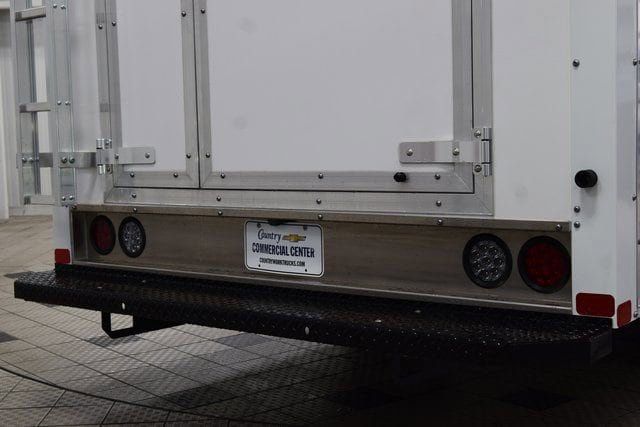 2026 Chevrolet Express Commercial Cutaway 3500 Van 139" - 23012420 - 10