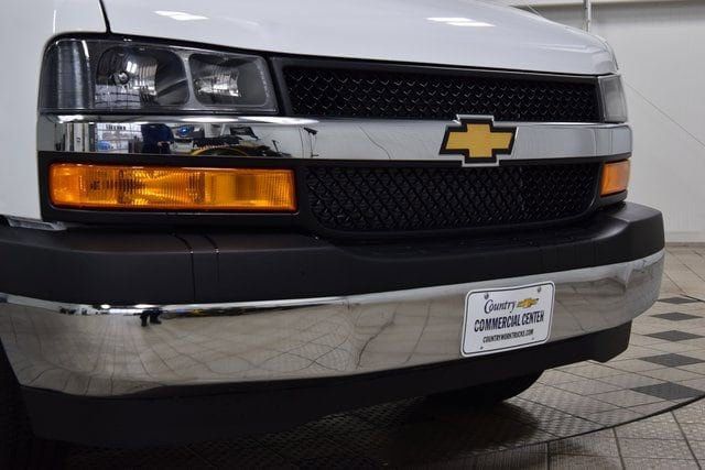 2026 Chevrolet Express Commercial Cutaway 3500 Van 139" - 23012420 - 6