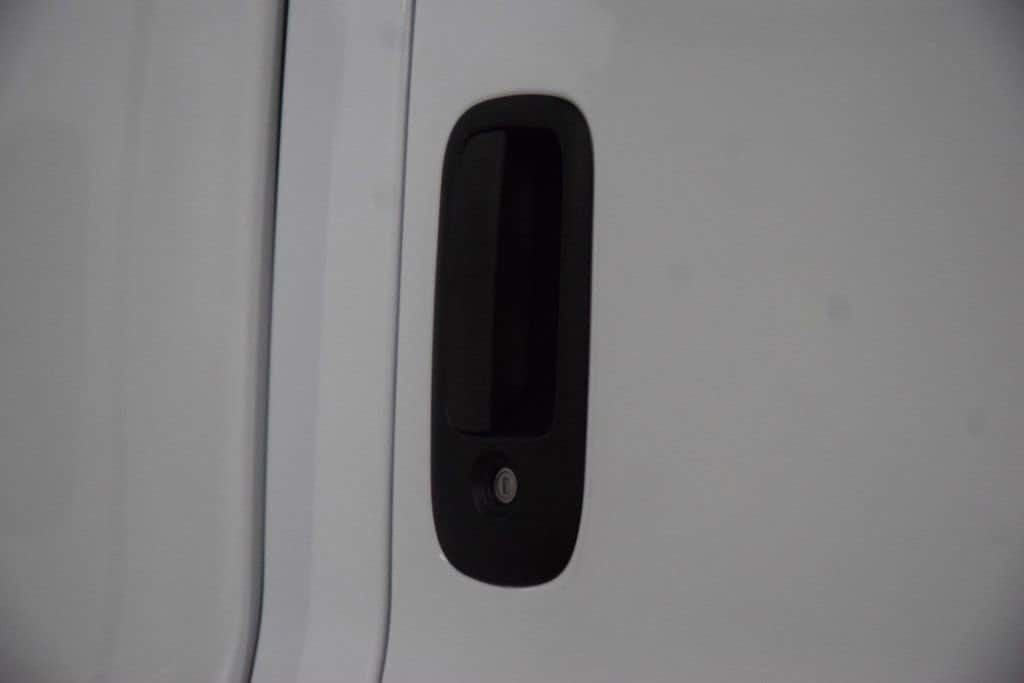 2026 Chevrolet Express Commercial Cutaway 3500 Van 139" - 23012421 - 9