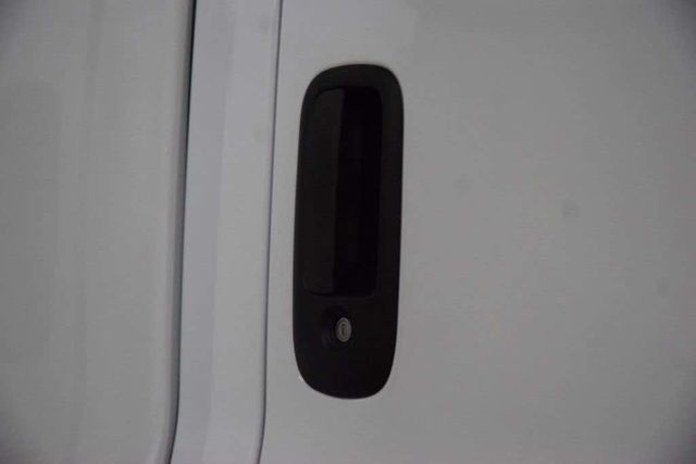 2026 Chevrolet Express Commercial Cutaway 3500 Van 139" - 23012421 - 9