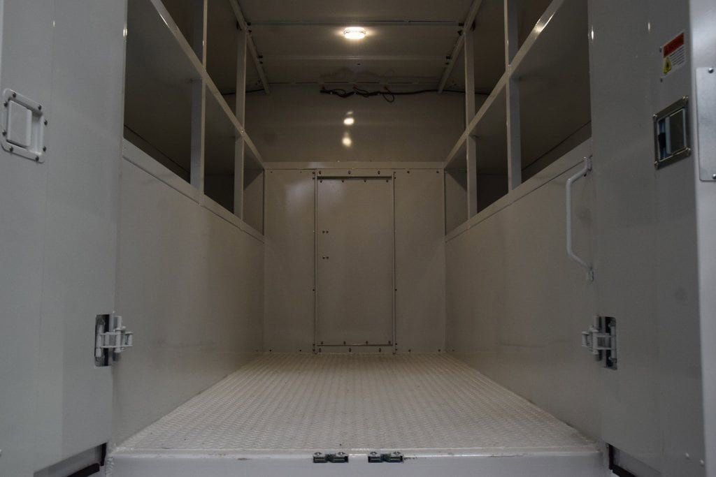 2026 Chevrolet Express Commercial Cutaway 3500 Van 139" - 23012421 - 14