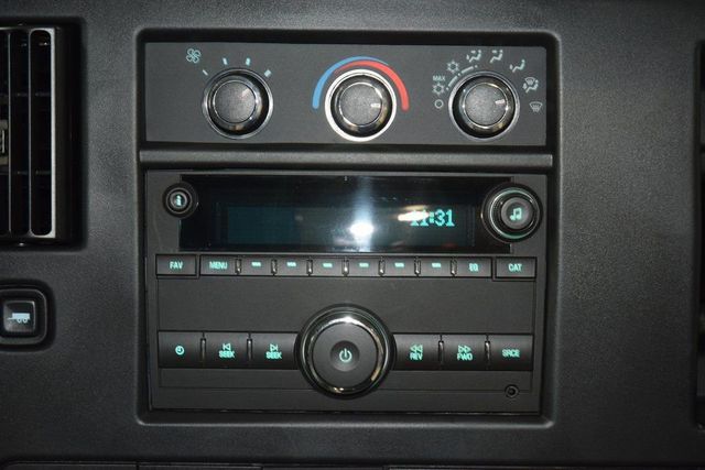 2026 Chevrolet Express Commercial Cutaway 3500 Van 139" - 23012421 - 19