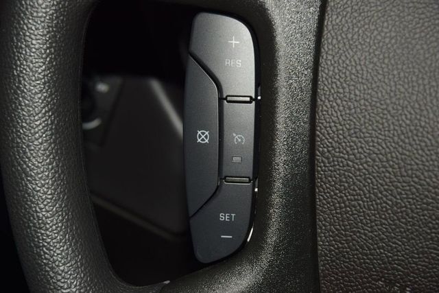 2026 Chevrolet Express Commercial Cutaway 3500 Van 139" - 23012421 - 26