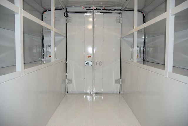 2026 Chevrolet Express Commercial Cutaway 3500 Van 139" - 23012421 - 30