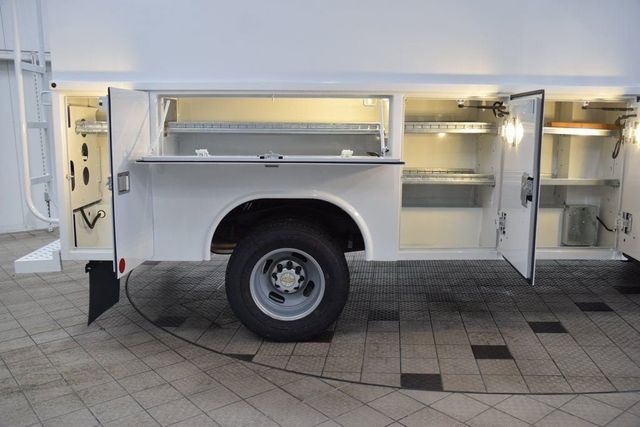 2026 Chevrolet Express Commercial Cutaway 3500 Van 139" - 23012421 - 36