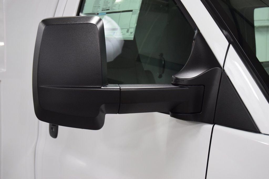 2026 Chevrolet Express Commercial Cutaway 3500 Van 139" - 23012421 - 8