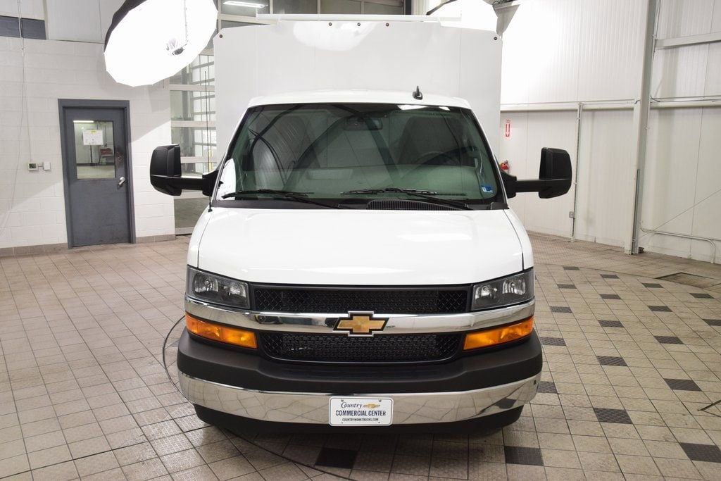 2026 Chevrolet Express Commercial Cutaway 3500 Van 139" - 23012422 - 1