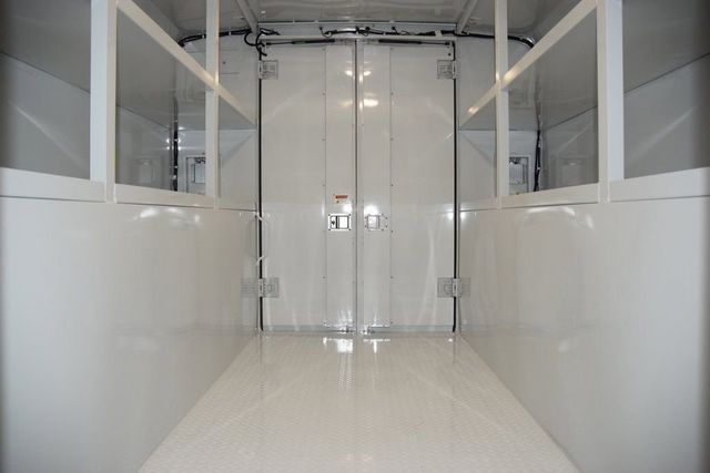 2026 Chevrolet Express Commercial Cutaway 3500 Van 139" - 23012422 - 29