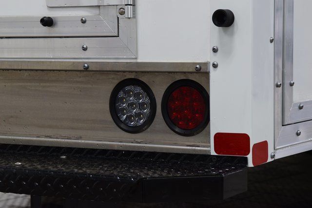 2026 Chevrolet Express Commercial Cutaway 3500 Van 139" - 23044789 - 9