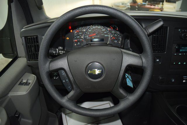 2026 Chevrolet Express Commercial Cutaway 3500 Van 139" - 23044789 - 23