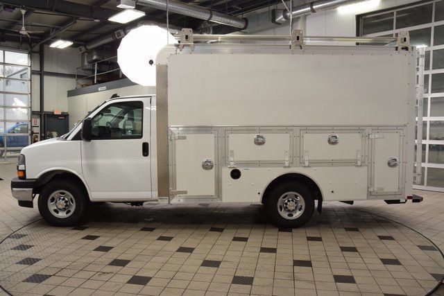 2026 Chevrolet Express Commercial Cutaway 3500 Van 139" - 23044789 - 2