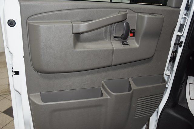 2026 Chevrolet Express Commercial Cutaway 3500 Van 139" - 23044789 - 29