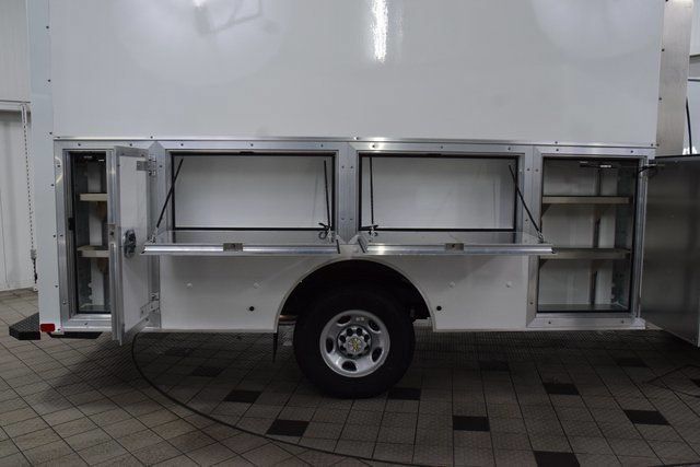 2026 Chevrolet Express Commercial Cutaway 3500 Van 139" - 23044789 - 35