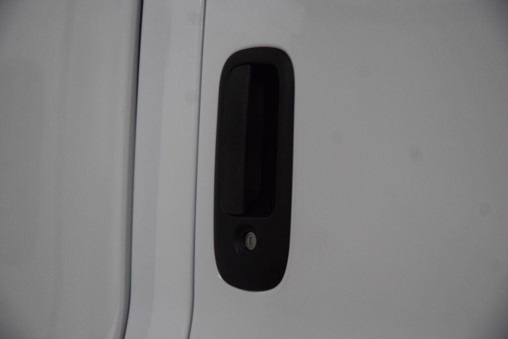2026 Chevrolet Express Commercial Cutaway 3500 Van 139" - 23044790 - 9