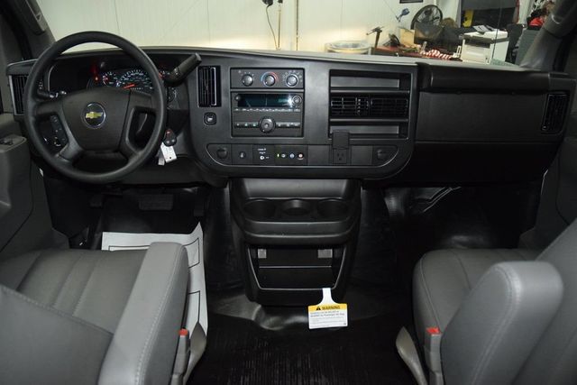 2026 Chevrolet Express Commercial Cutaway 3500 Van 139" - 23044790 - 18