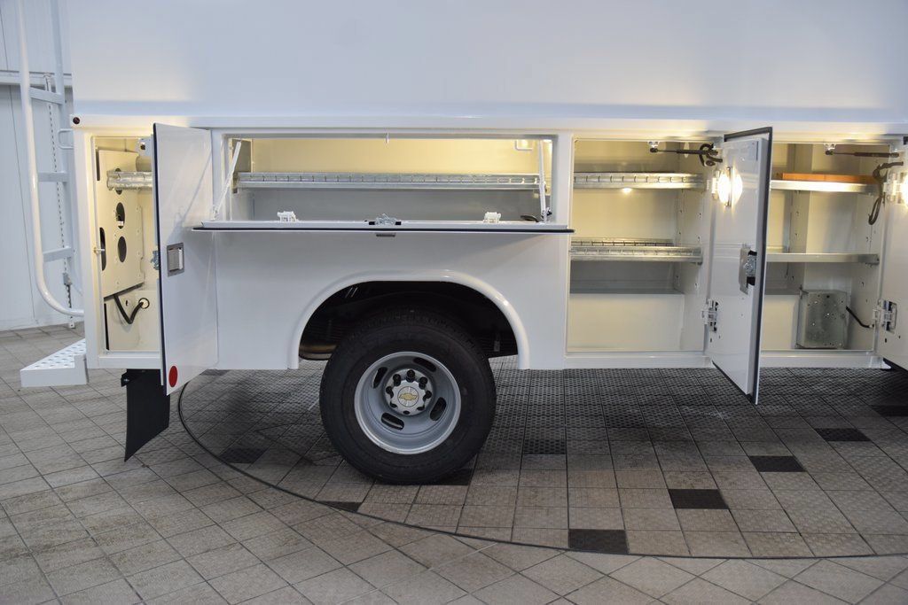 2026 Chevrolet Express Commercial Cutaway 3500 Van 139" - 23044790 - 36