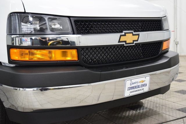 2026 Chevrolet Express Commercial Cutaway 3500 Van 139" - 23044790 - 6