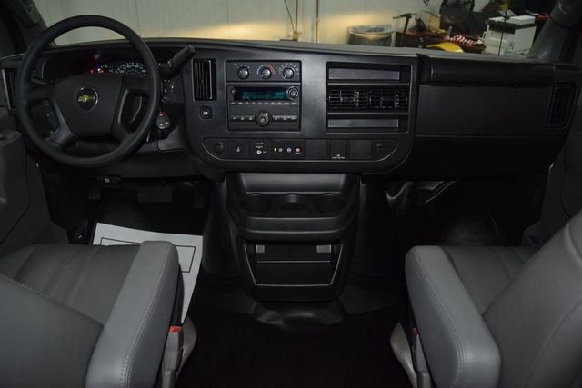 2026 Chevrolet Express Commercial Cutaway 3500 Van 139" - 23044791 - 17
