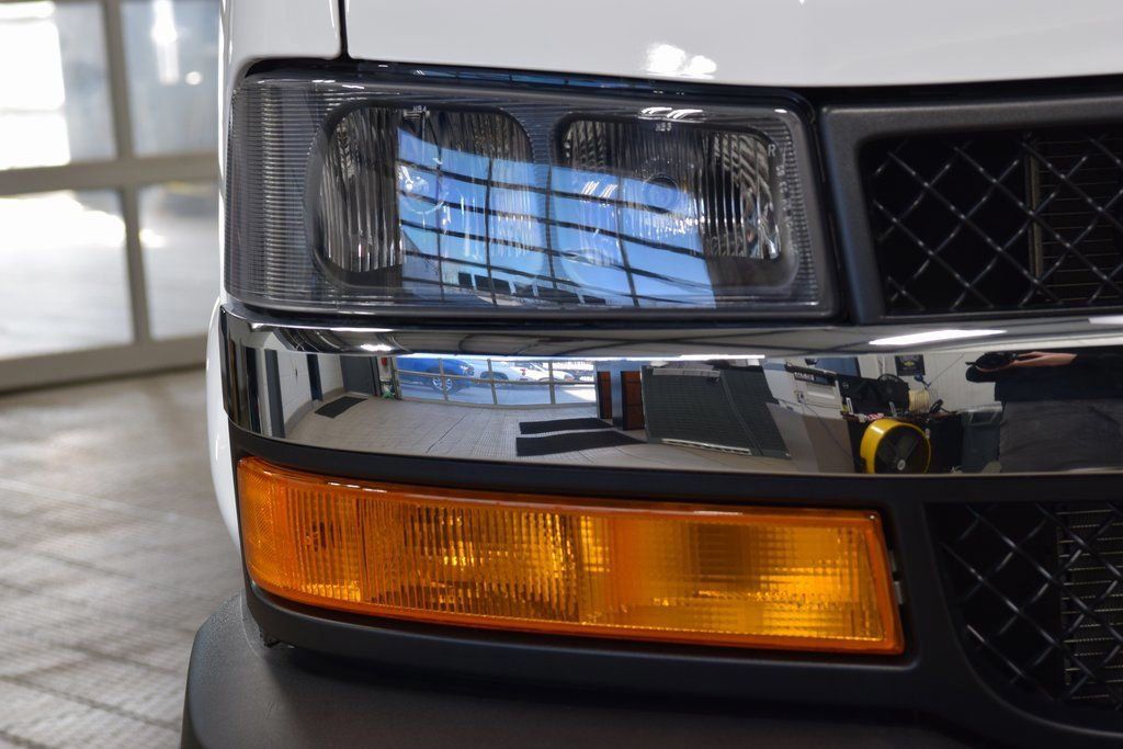 2026 Chevrolet Express Commercial Cutaway 3500 Van 159" - 23012412 - 5