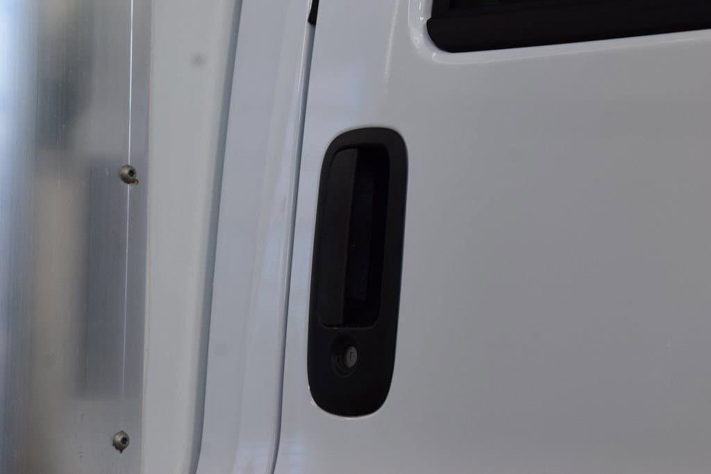 2026 Chevrolet Express Commercial Cutaway 3500 Van 159" - 23012414 - 9