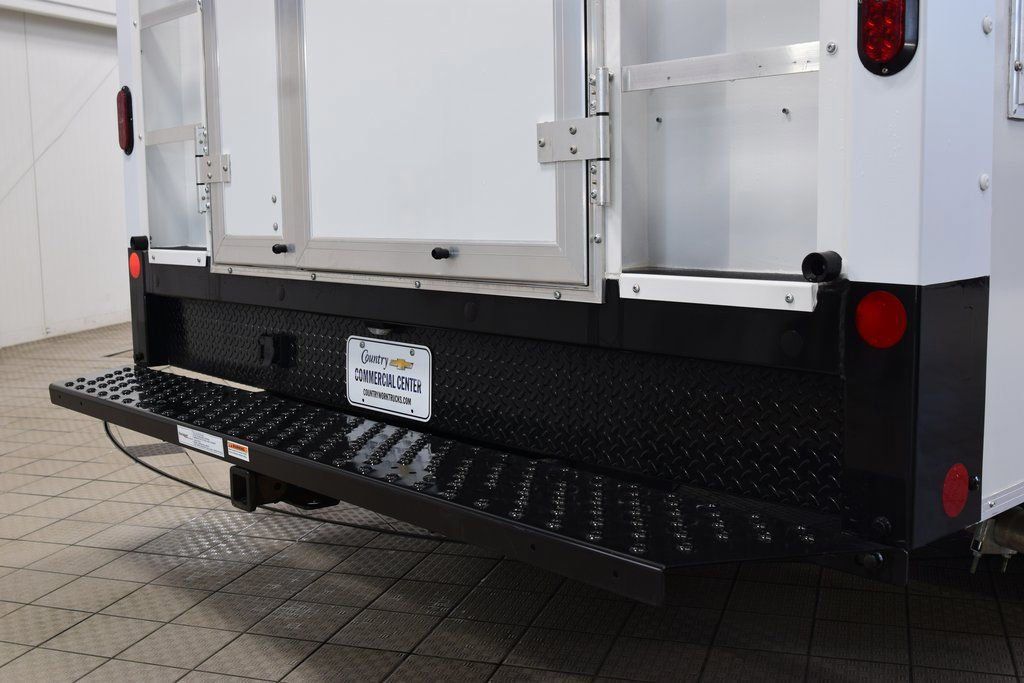 2026 Chevrolet Express Commercial Cutaway 3500 Van 159" - 23012414 - 11