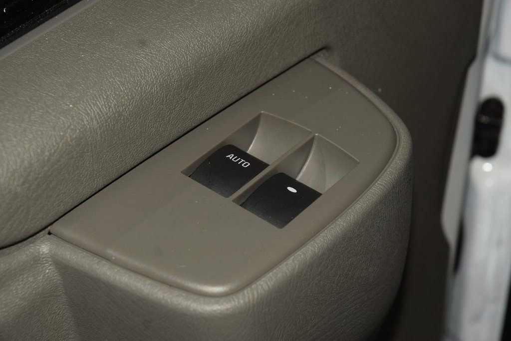 2026 Chevrolet Express Commercial Cutaway 3500 Van 159" - 23012414 - 26