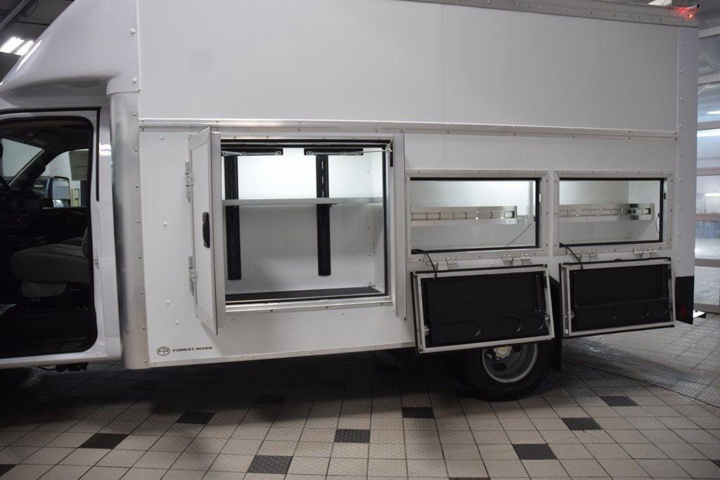 2026 Chevrolet Express Commercial Cutaway 3500 Van 159" - 23012414 - 29