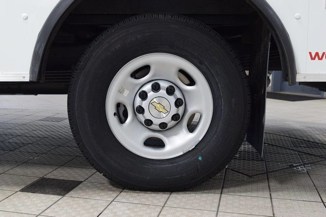2026 Chevrolet Express Commercial Cutaway 3500 Van 159" - 23044786 - 13
