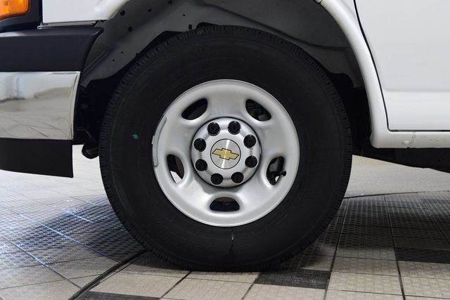 2026 Chevrolet Express Commercial Cutaway 3500 Van 159" - 23044786 - 14