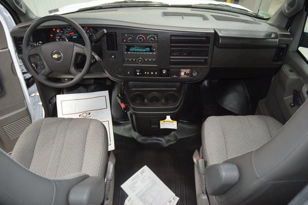 2026 Chevrolet Express Commercial Cutaway 3500 Van 159" - 23044786 - 16