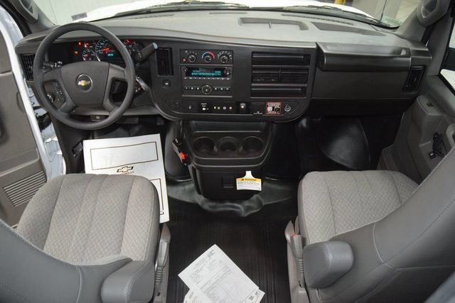 2026 Chevrolet Express Commercial Cutaway 3500 Van 159" - 23044786 - 16