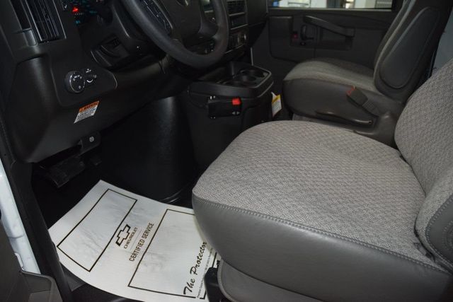 2026 Chevrolet Express Commercial Cutaway 3500 Van 159" - 23044786 - 23