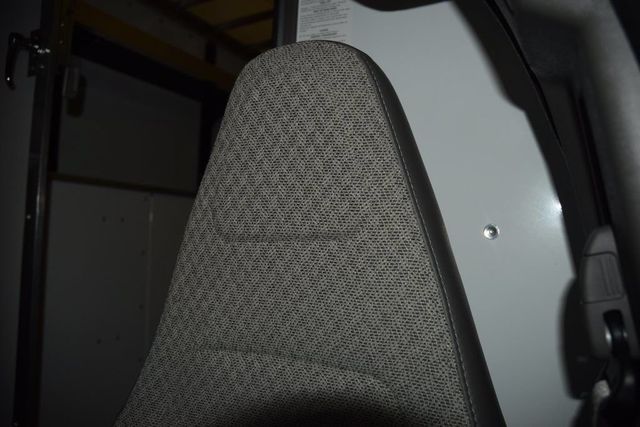 2026 Chevrolet Express Commercial Cutaway 3500 Van 159" - 23044786 - 24