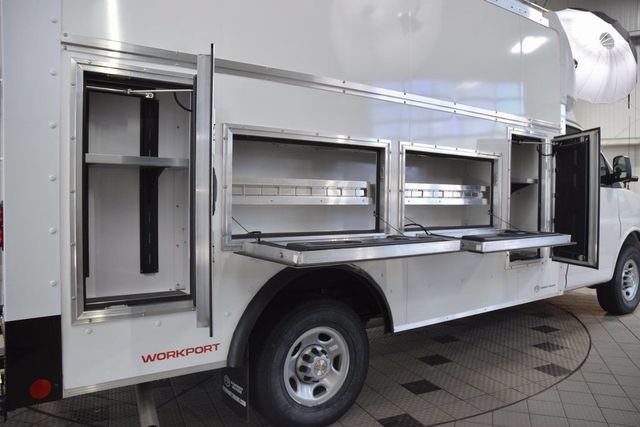 2026 Chevrolet Express Commercial Cutaway 3500 Van 159" - 23044786 - 30