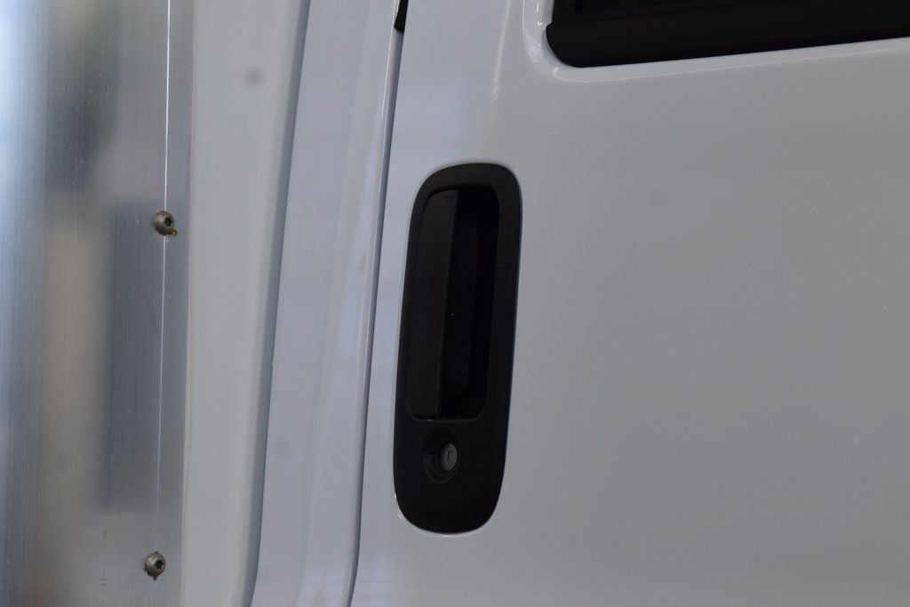 2026 Chevrolet Express Commercial Cutaway 3500 Van 159" - 23044787 - 9