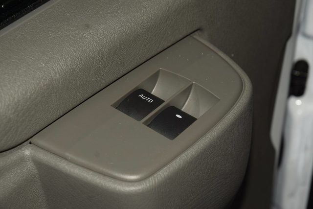 2026 Chevrolet Express Commercial Cutaway 3500 Van 159" - 23044787 - 26