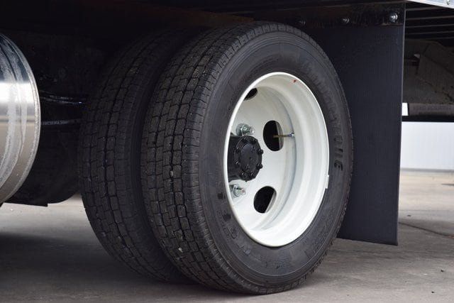 2026 Chevrolet Low Cab Forward 5500 XD  - 23045928 - 16