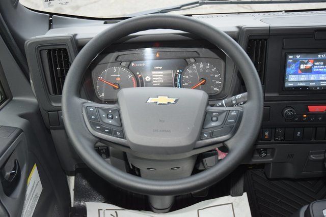 2026 Chevrolet Low Cab Forward 5500 XD  - 23045928 - 24
