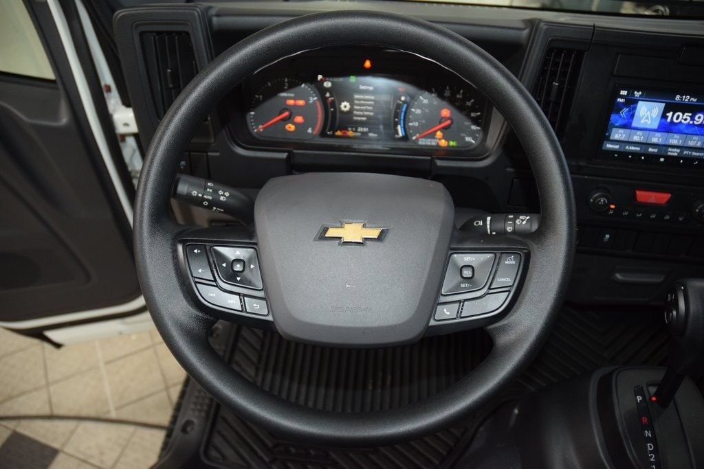 2026 Chevrolet Low Cab Forward 5500 XD  - 23045930 - 21