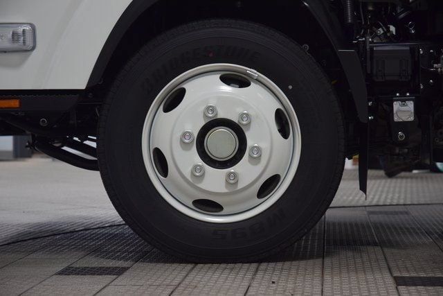 2026 Chevrolet Low Cab Forward 5500 XD  - 23045931 - 14