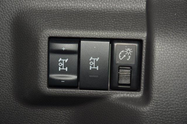 2026 Chevrolet Low Cab Forward 5500 XD  - 23045931 - 21