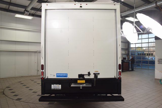 2026 Chevrolet Low Cab Forward 5500 XD  - 23045931 - 3