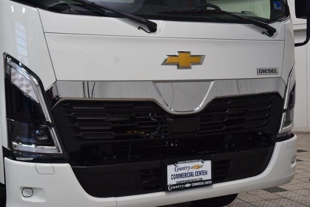 2026 Chevrolet Low Cab Forward 5500 XD  - 23045931 - 4