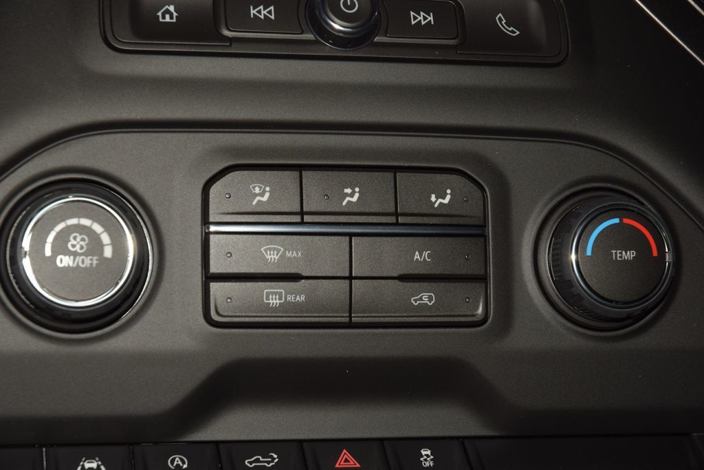 2026 Chevrolet Silverado 1500 4WD Crew Cab 147" Custom - 22990209 - 34