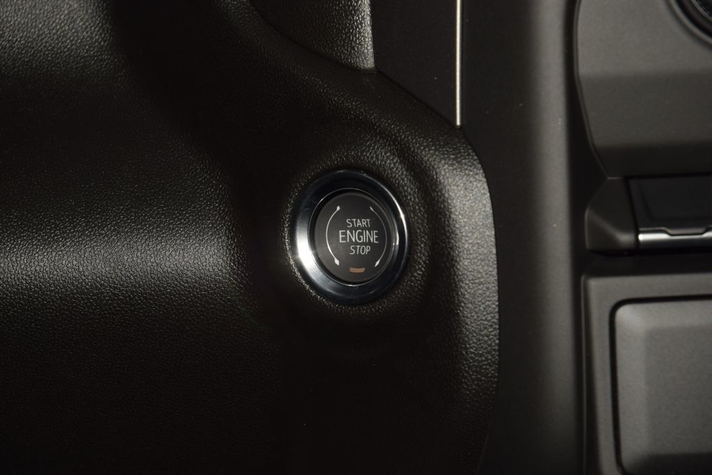 2026 Chevrolet Silverado 1500 4WD Crew Cab 147" Custom - 22990209 - 35