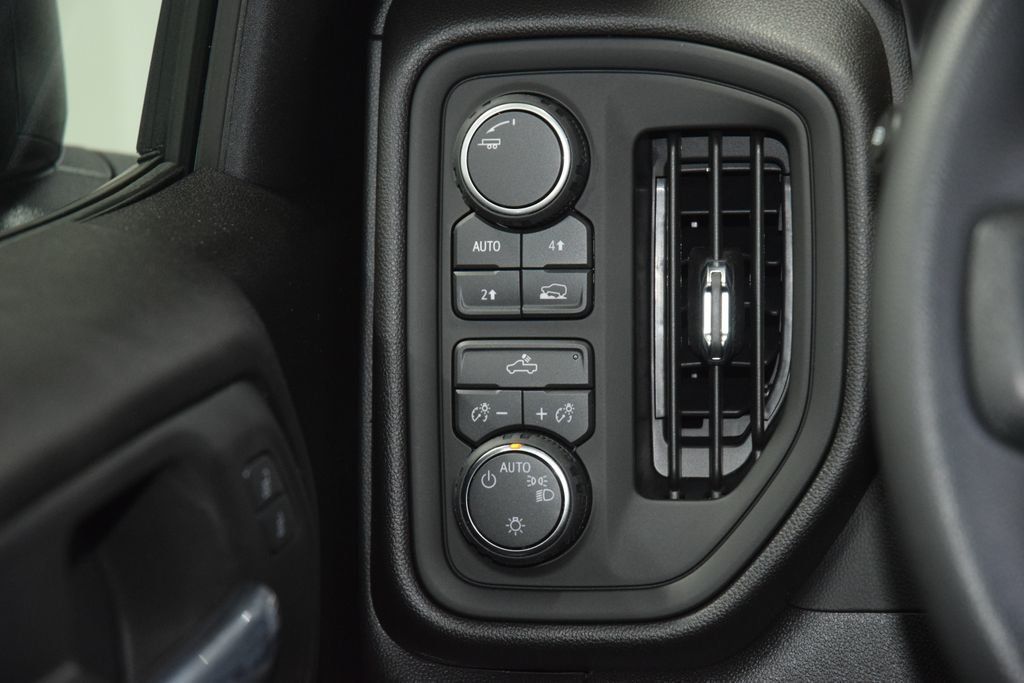 2026 Chevrolet Silverado 1500 4WD Crew Cab 147" Custom - 22990209 - 36